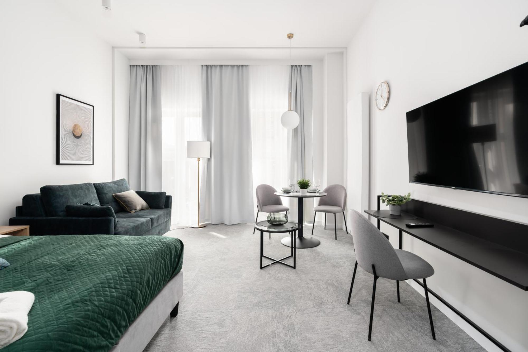 Citycenter Sauna & Fitness Apartments Podgorna By Renters Prestige Познан Екстериор снимка