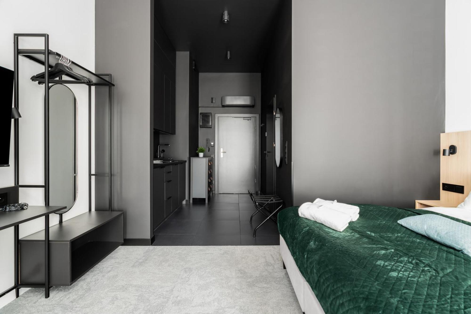 Citycenter Sauna & Fitness Apartments Podgorna By Renters Prestige Познан Екстериор снимка